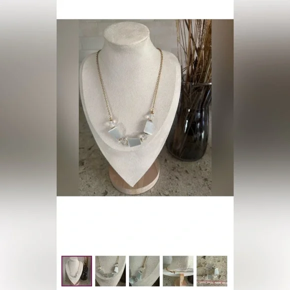 Necklace bundle - Picture 4 of 10